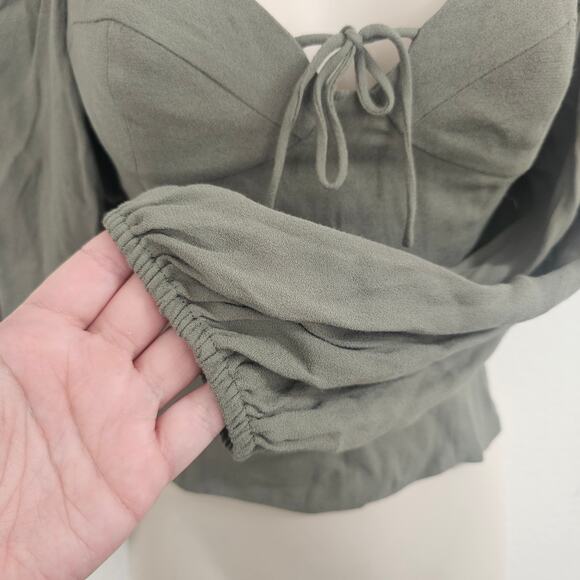 ARITIZIA WILFRED Novella Blouse in Bitter Sage Size XS NWT - Picture 6 of 9